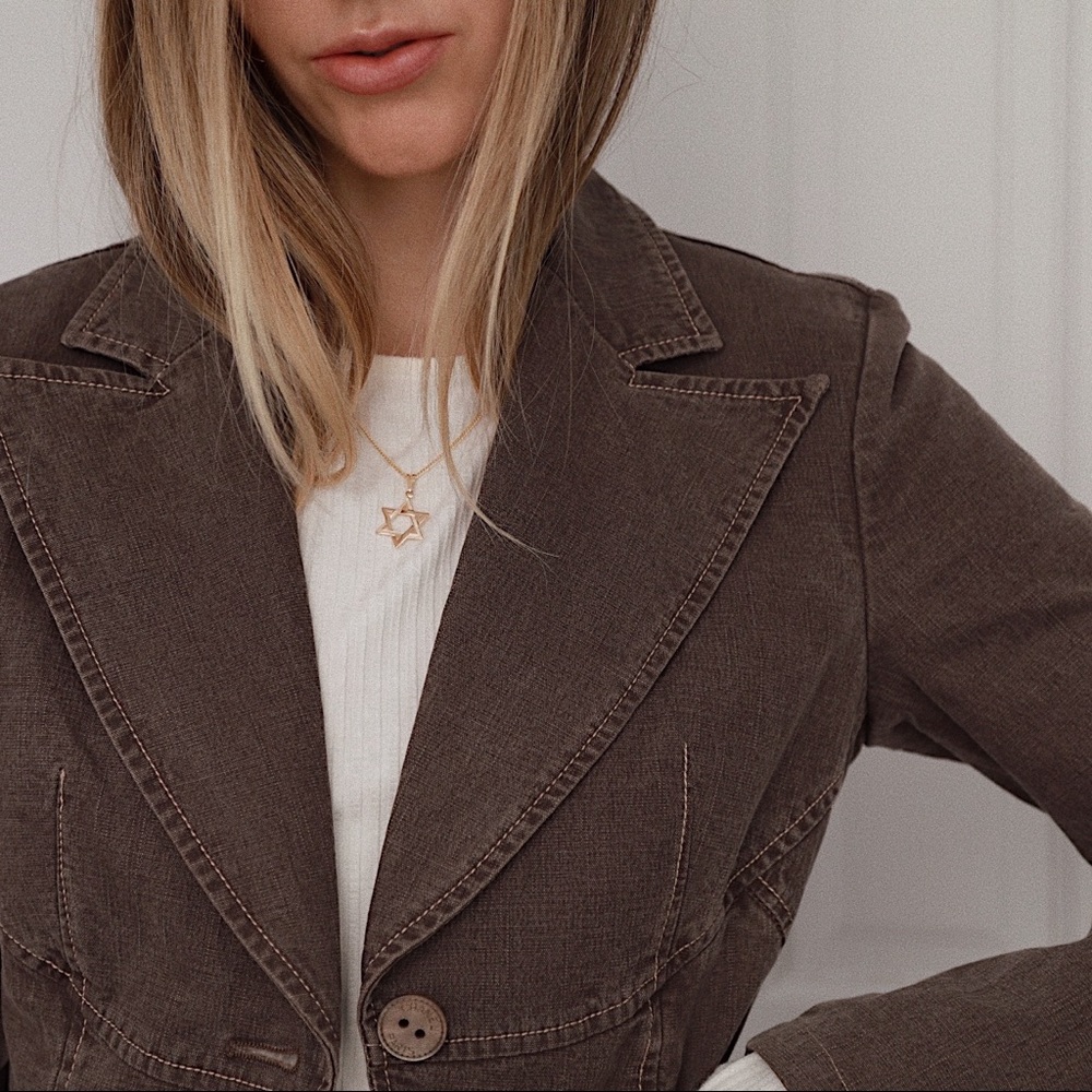 SoldOut11thStreet - Picture 3 of 7